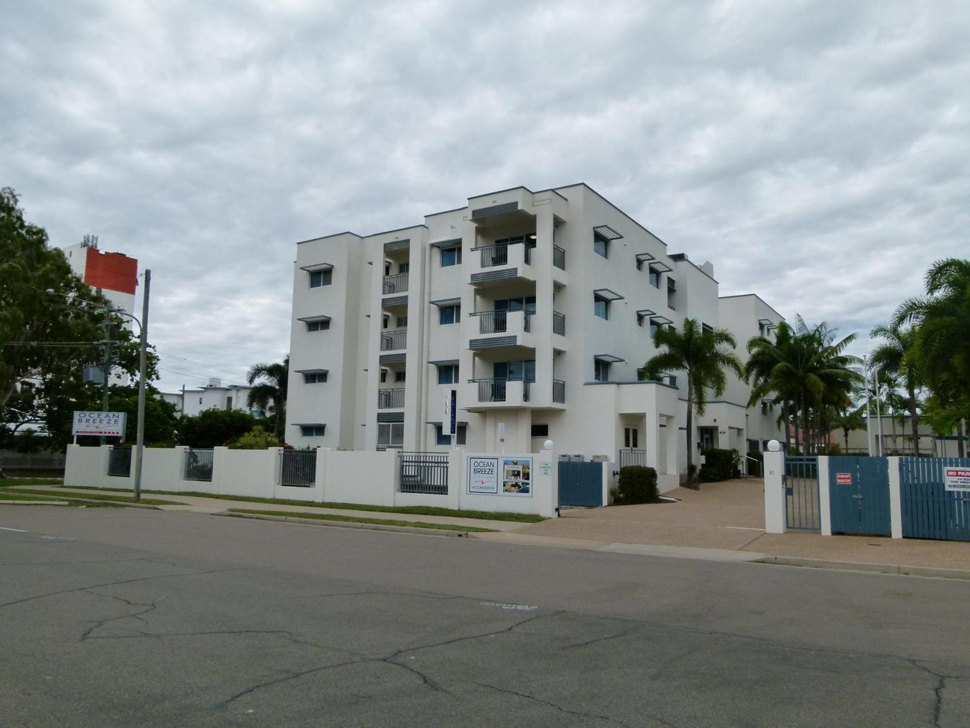 Madison Ocean Breeze Apartments تاونسفيل المظهر الخارجي الصورة