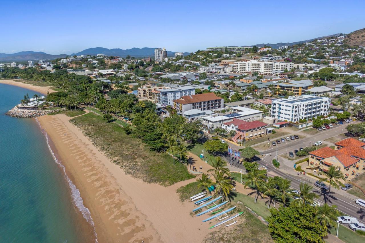 Madison Ocean Breeze Apartments تاونسفيل المظهر الخارجي الصورة